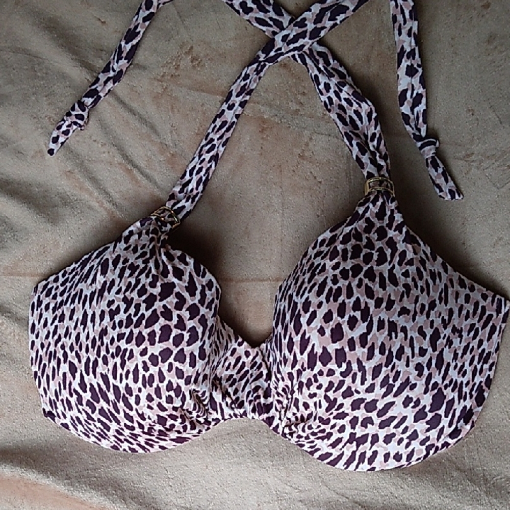 Victoria's Secret Purple Leopard Print Bikini Top